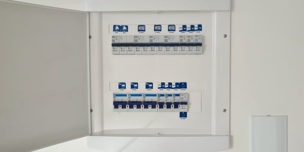 WhatsApp Image 2025-10-31 at 17.32.49 (1)